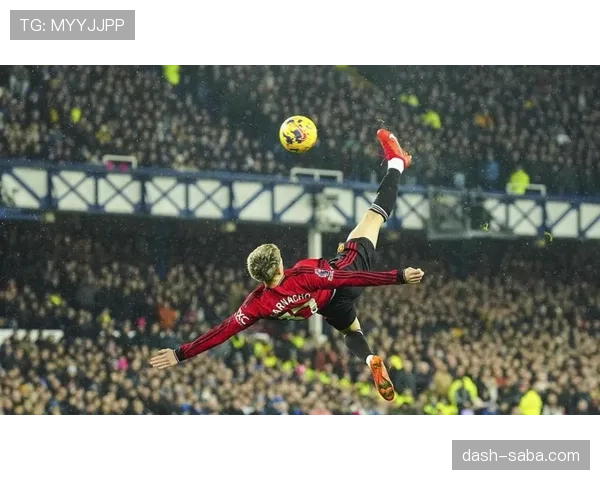 加纳乔英超爆发式表现的背后动因解析